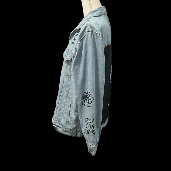 Selena Q Merchandise Song Titles Graphic Denim Jacket RARE SM Pockets - Picture 10 of 13